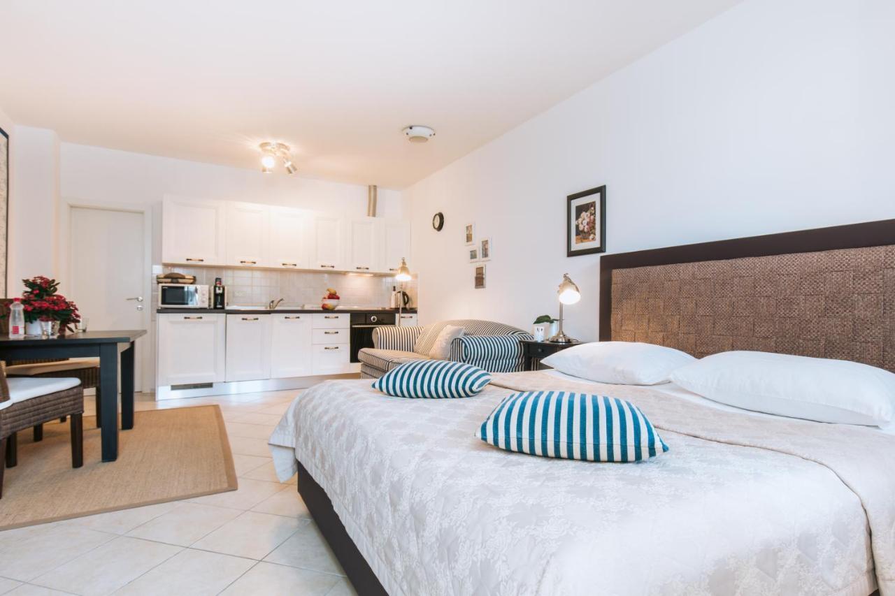 Apartments Pri Nas 코바리드 외부 사진