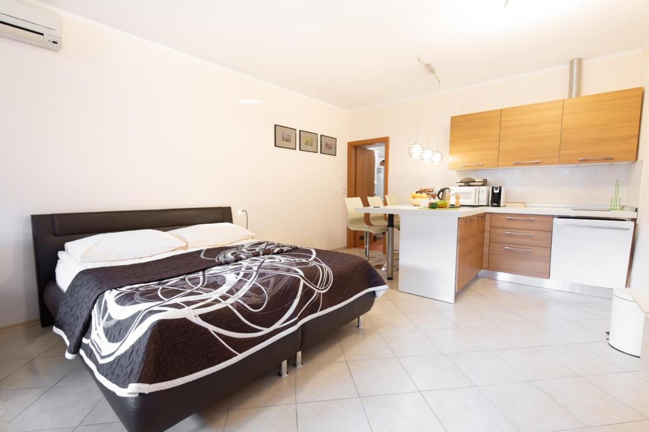 Apartments Pri Nas 코바리드 외부 사진